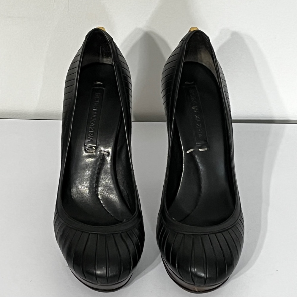 BCBGMaxAzria Giley Black Leather Pumps